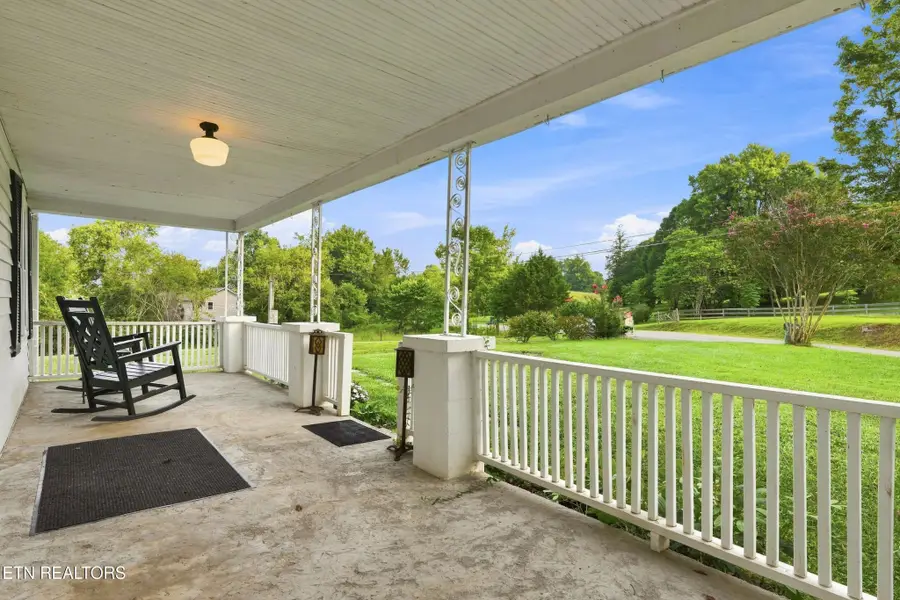 4317 Fulton Rd, Corryton, TN 37721 - #3
