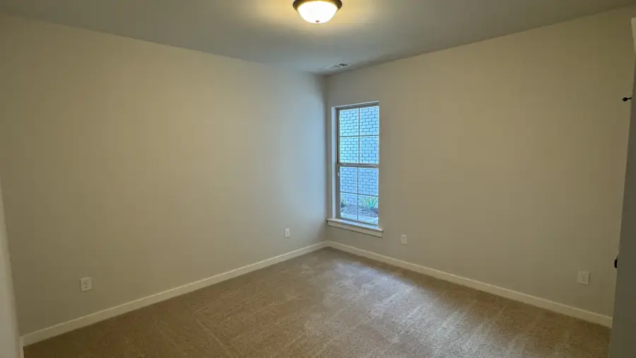 532 W Foxrun, Springfield, TN 37172 - #3
