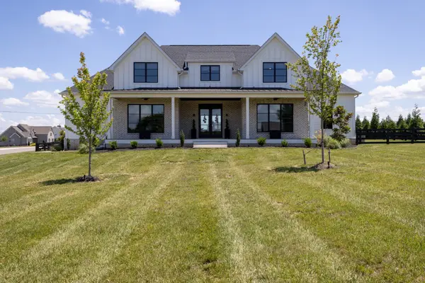 3000 Ora Ln, Spring Hill, TN 37174