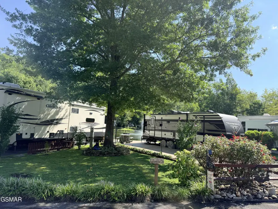 4229 E Parkway #374, Gatlinburg, TN 37738 - #2