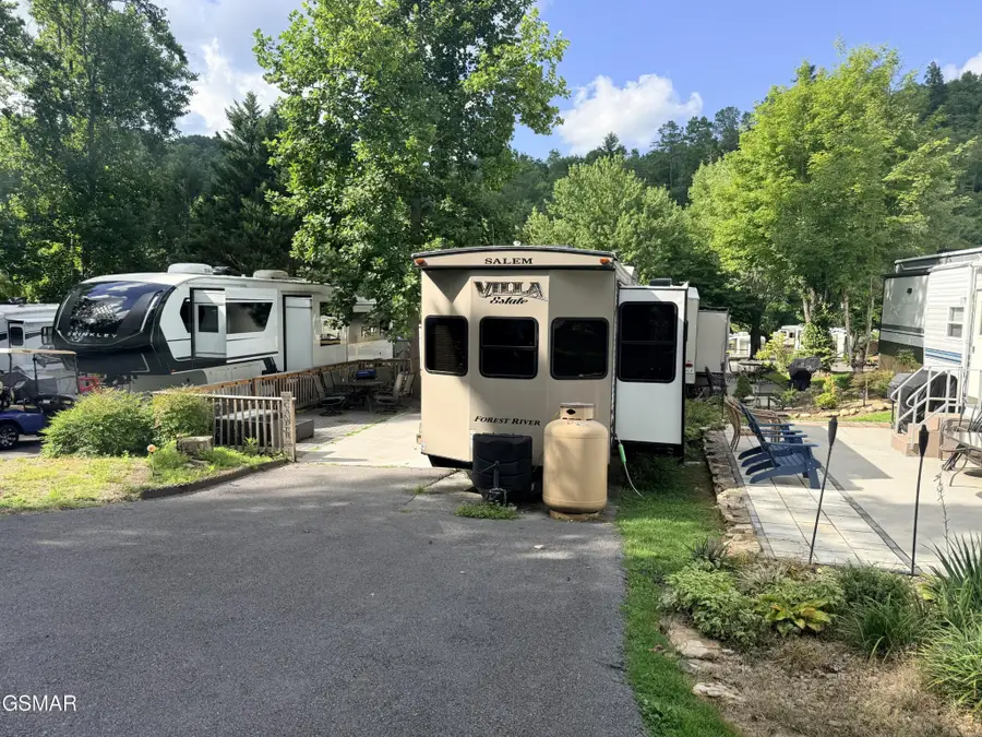 4229 E Parkway #98, Gatlinburg, TN 37738 - #3