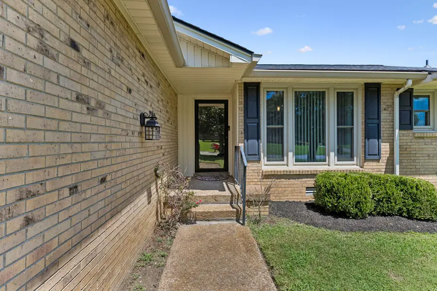 4129 Home Haven Dr, Nashville, TN 37218 - #3