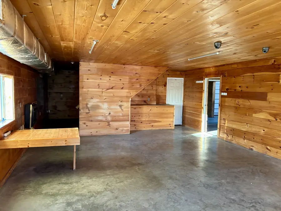 519 Turnpike Rd, Lawrenceburg, TN 38464 - #3