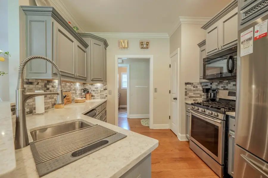 625 Twelve Oaks Dr, Adamsville, TN 38310 - #2
