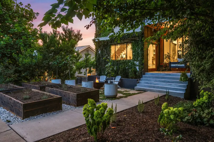 1105 Glenview Dr, Nashville, TN 37206 - #2