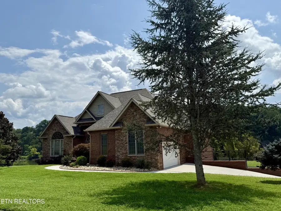 2772 River Island Blvd, Kodak, TN 37764 - #3