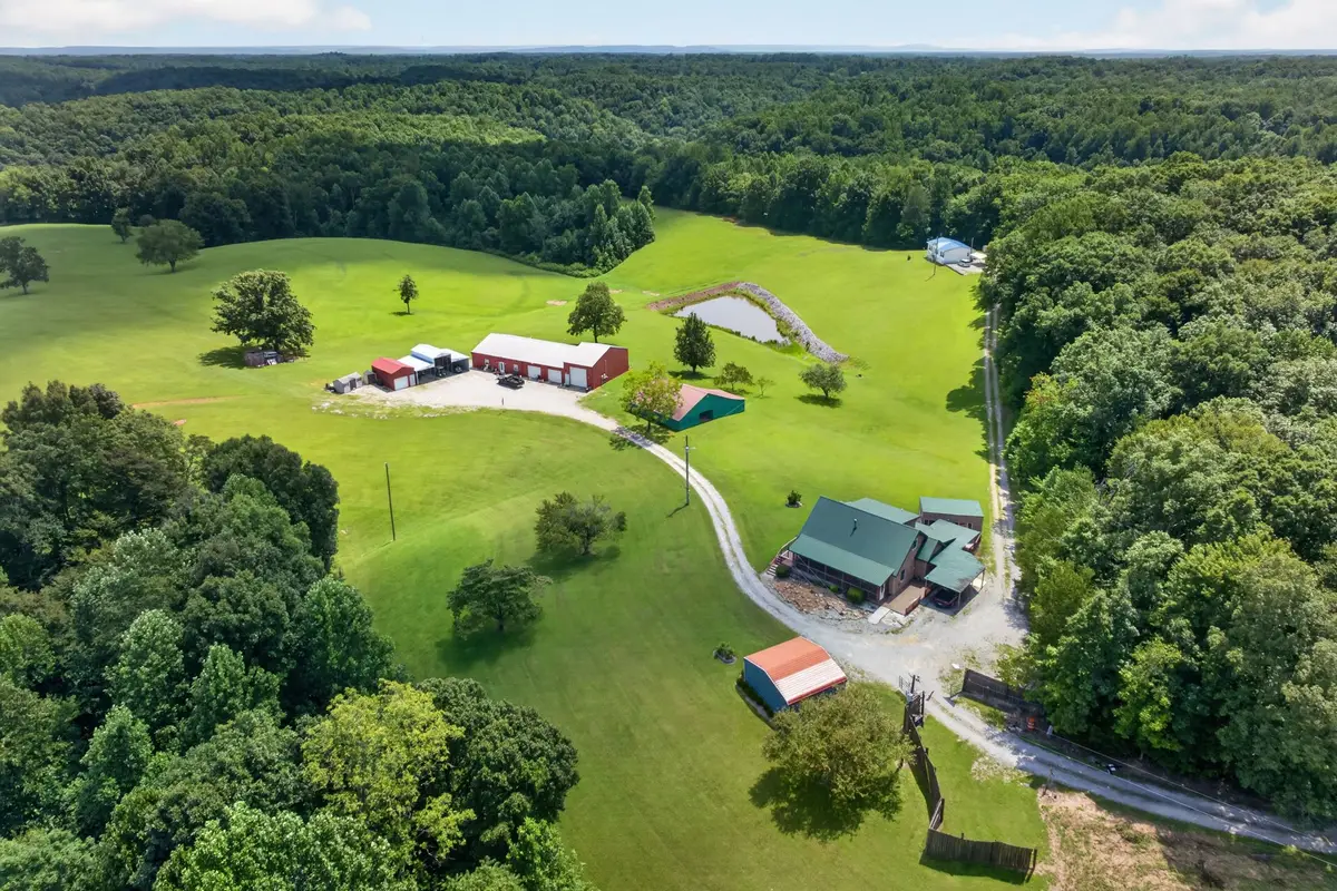 470 Wade Rd, Sparta, TN 38583 - #1