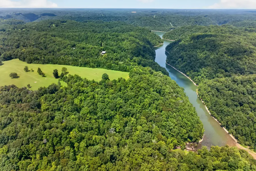 470 Wade Rd, Sparta, TN 38583 - #3