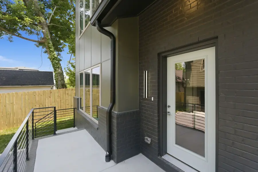 15 N Hill St #E, Nashville, TN 37210 - #3