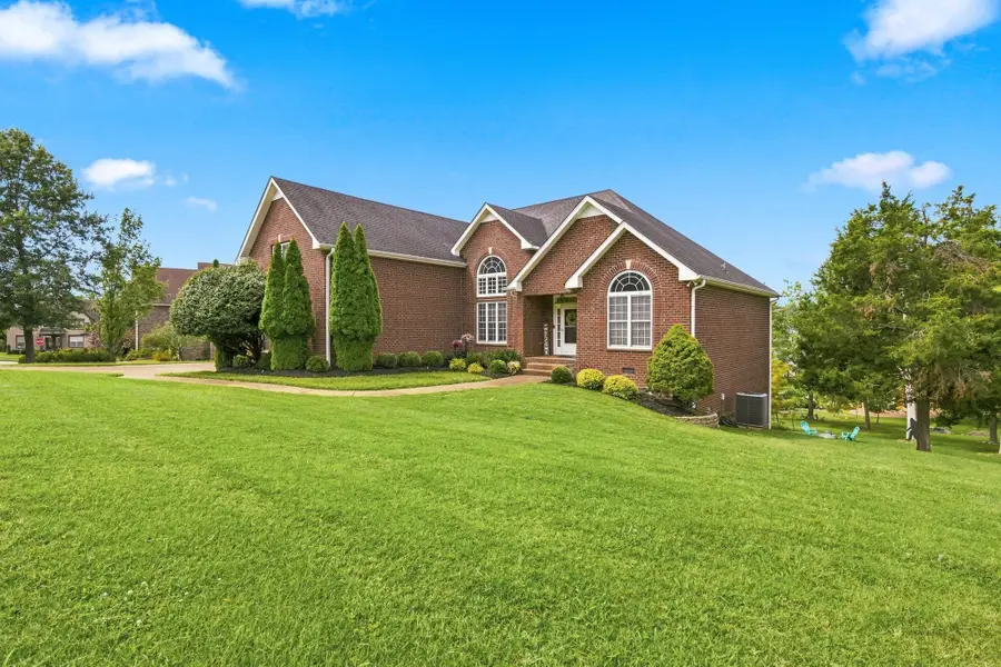 130 Cedar Ridge Ln, Hendersonville, TN 37075 - #2