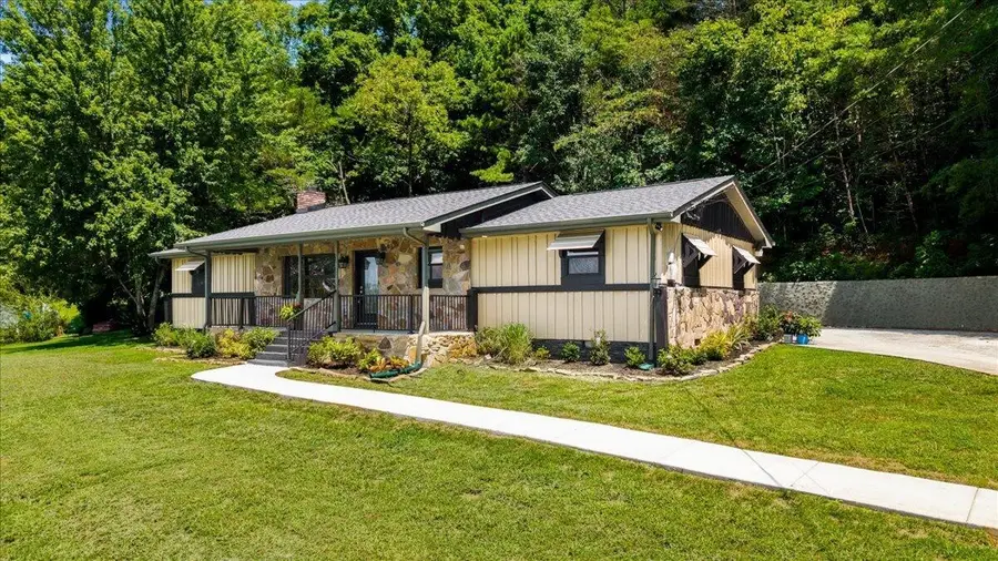 9815 E Brainerd Road, Ooltewah, TN 37363 - #3