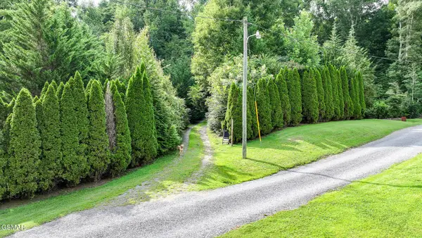 985 Tennessee 31, Mooresburg, TN 37811