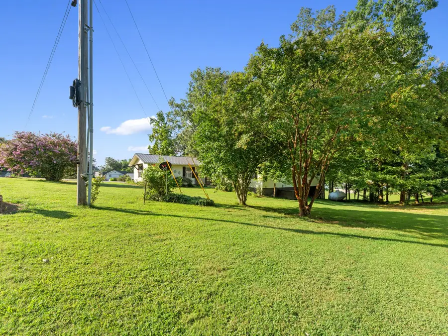 184 Beechview Dr, Clifton, TN 38425 - #3