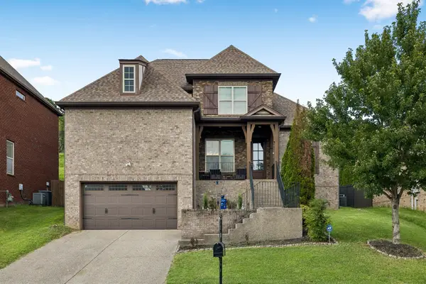 4136 Stone Hall Blvd, Hermitage, TN 37076