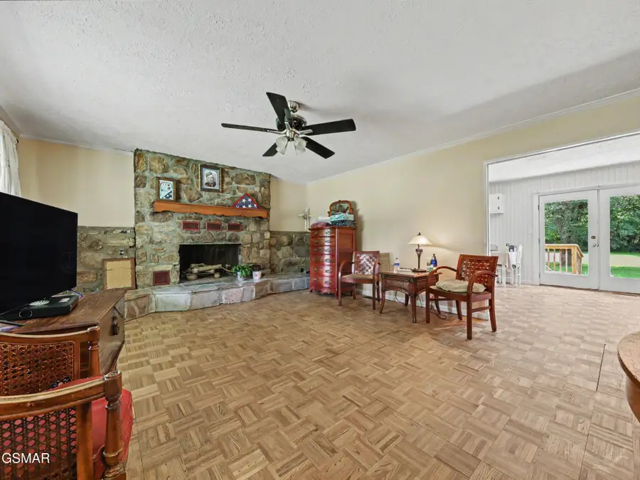 115 Dunn Way, Cosby, TN 37722 - #3