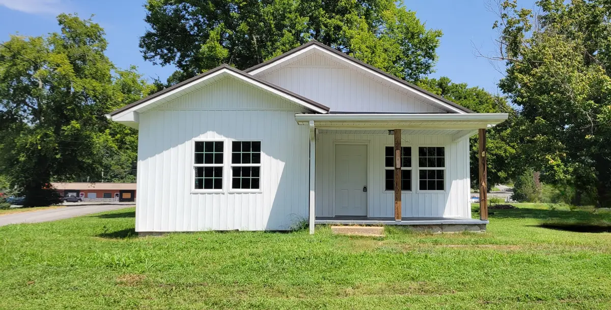 101 Joe St, Waverly, TN 37185 - #1
