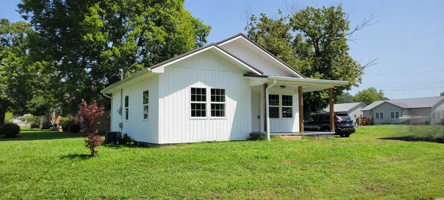 101 Joe St, Waverly, TN 37185 - #3