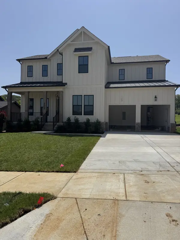 5060 Fairhaven Cir N, Thompsons Station, TN 37179