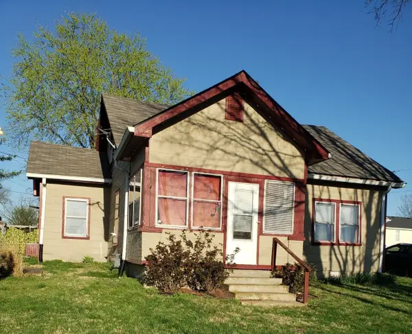 2461 Old Greenbrier Pike, Greenbrier, TN 37073
