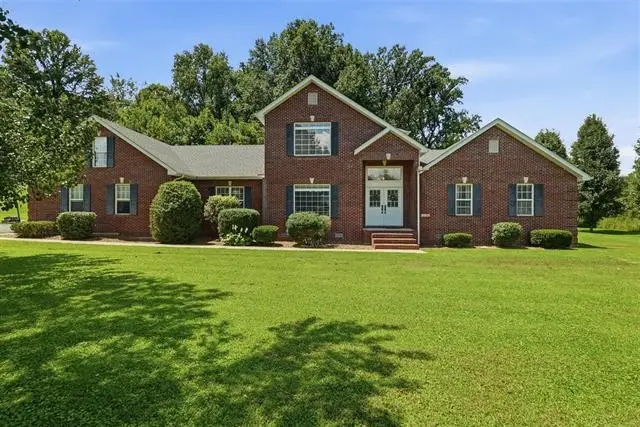 105 Oakwind Rd, Glasgow, KY 42141 - #2