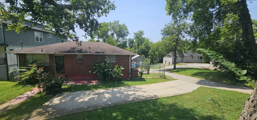 3223 Lincoln Ave, Nashville, TN 37218 - #2