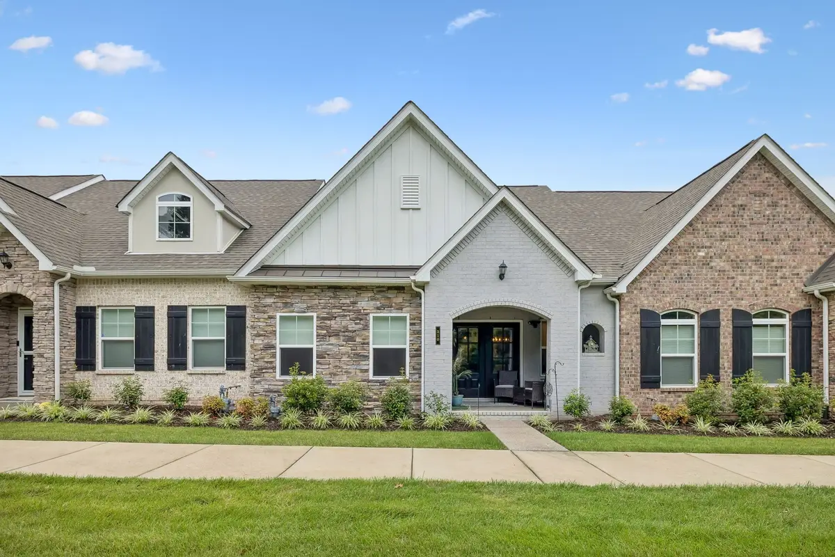 310 Buckner Cir, Mount Juliet, TN 37122 - #1