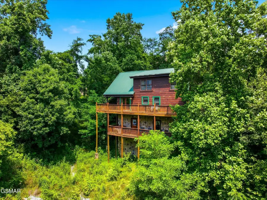 2606 Tree Top Way, Pigeon Forge, TN 37863 - #2