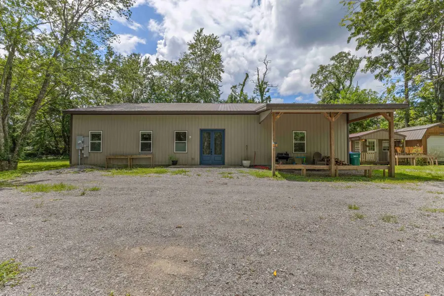 176 S Palmers Chapel Rd, White House, TN 37188 - #3