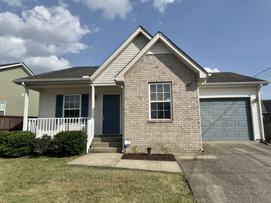 1204 Lakewalk Dr, Antioch, TN 37013 - #2