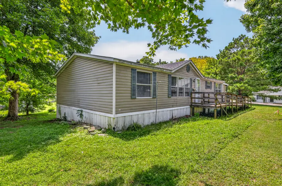 828 N Brown St, Springfield, TN 37172 - #2