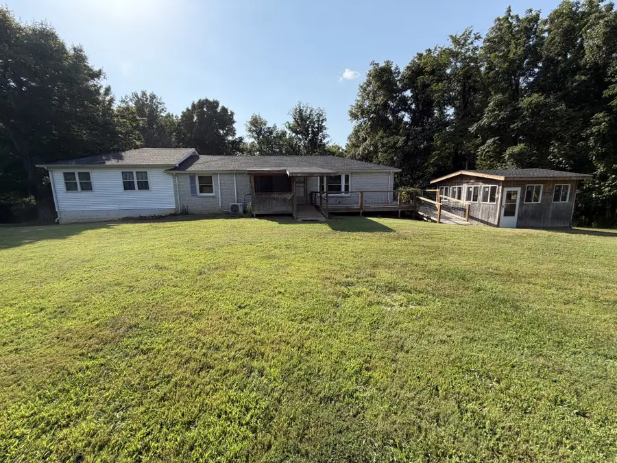3662 Lake Rd, Woodlawn, TN 37191 - #3