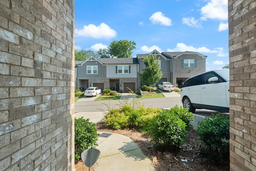 858 Longleaf Ln, Columbia, TN 38401 - #3