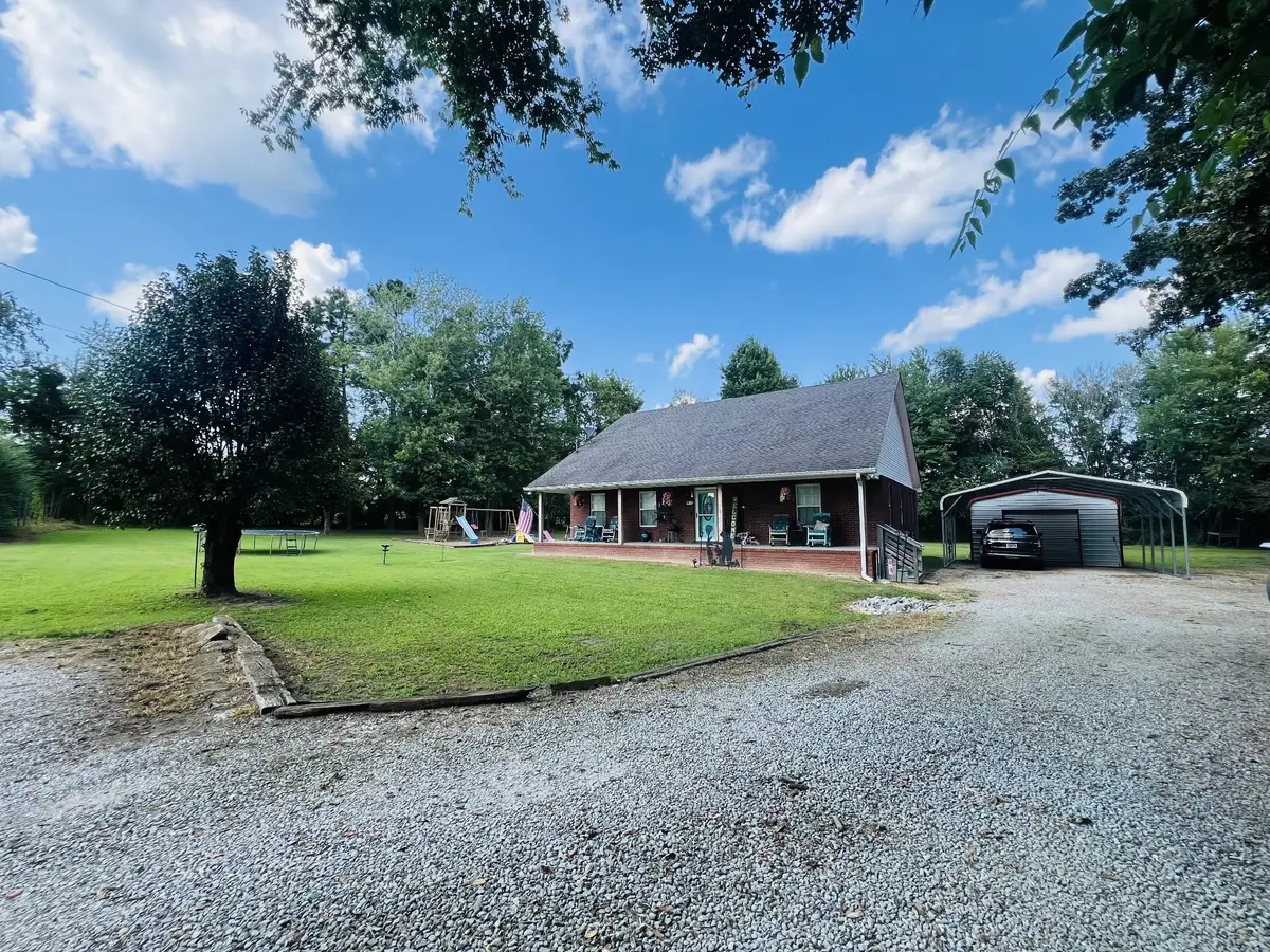 690 Monument Rd, Summertown, TN 38483 - #1