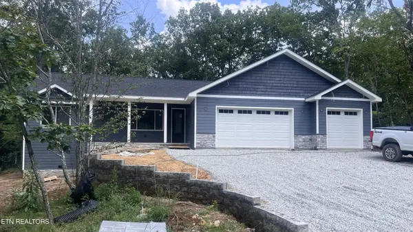 20 Rolling Green Court, Crossville, TN 38558