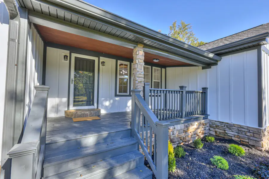 1380 Haley Rd, Watertown, TN 37184 - #3