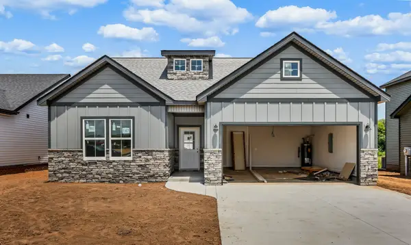2708 Brewster Dr, Clarksville, TN 37042