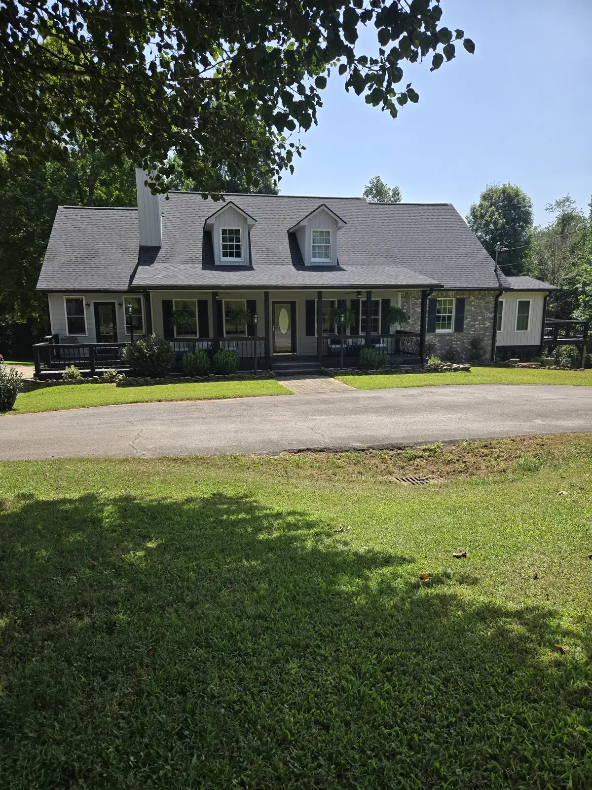 1032 Trainer Ave, Burns, TN 37029 - #1