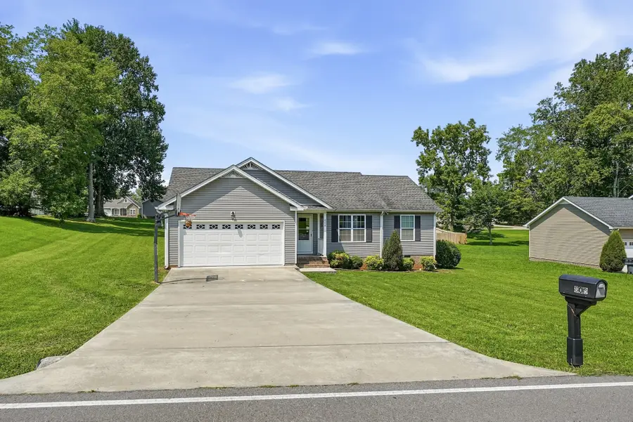 808 Boyd Ave, McMinnville, TN 37110 - #3