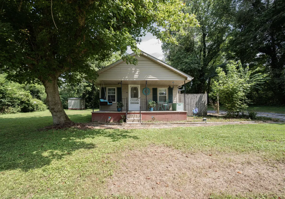 60 Walker St, Manchester, TN 37355 - #1