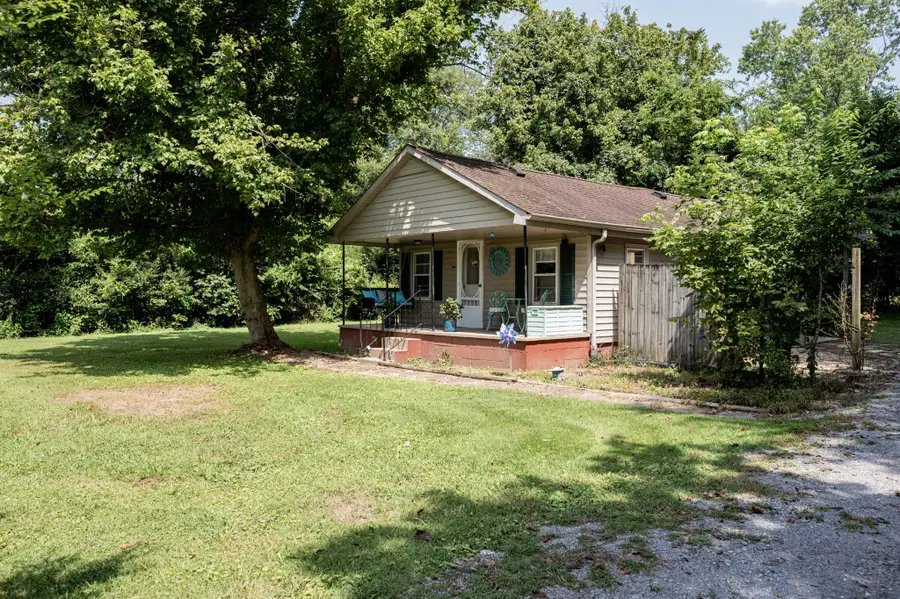 60 Walker St, Manchester, TN 37355 - #2