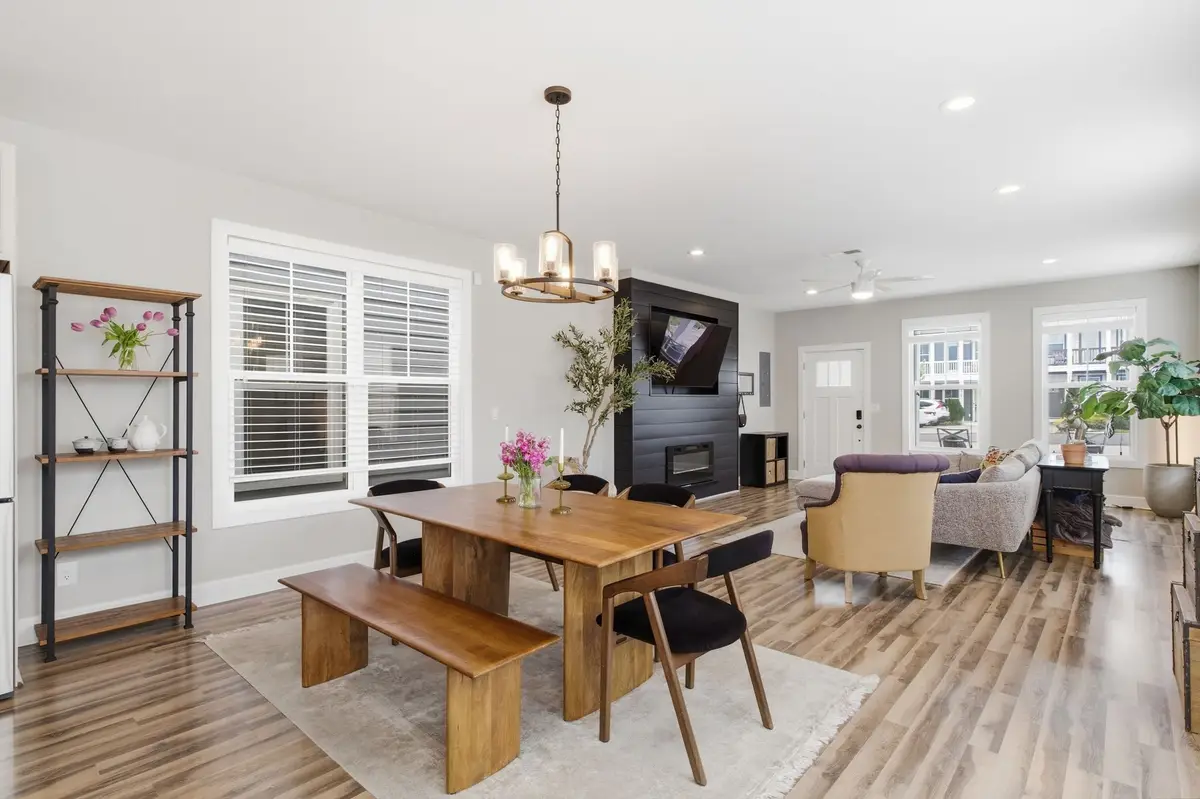 2140A Burns St, Nashville, TN 37216 - #1