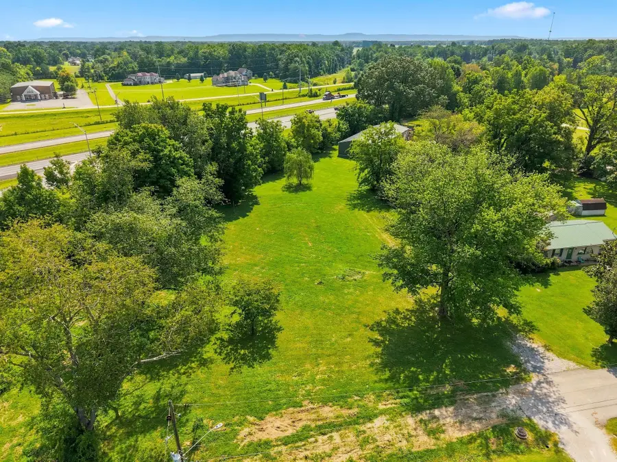110 Lavergne St, Manchester, TN 37355 - #3