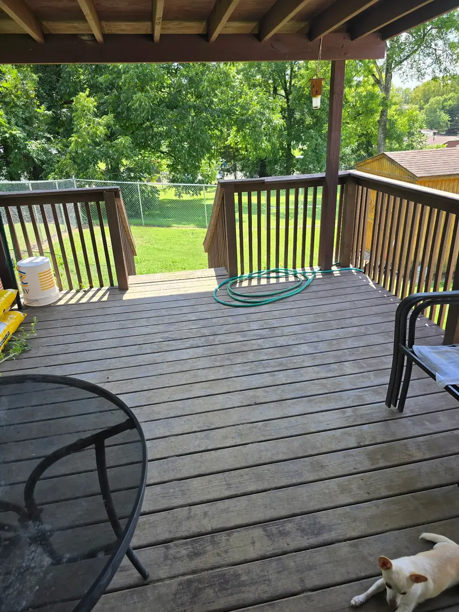 527 E Grigsby St E, Pulaski, TN 38478 - #2