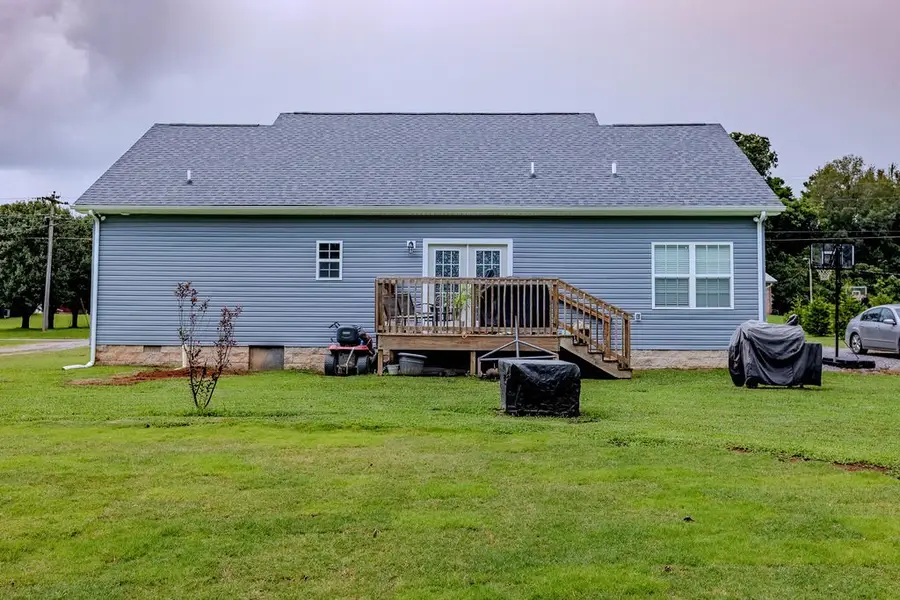 582 Hennessee Ave, Morrison, TN 37357 - #3