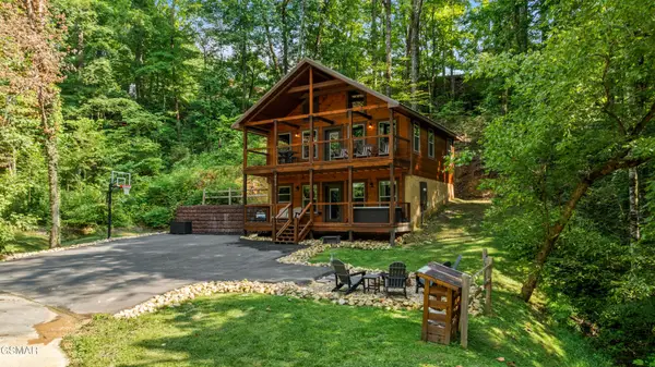 3414 Steven Court, Pigeon Forge, TN 37863