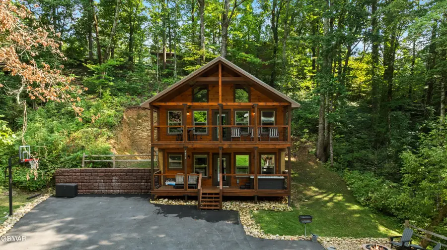 3414 Steven Court, Pigeon Forge, TN 37863 - #2