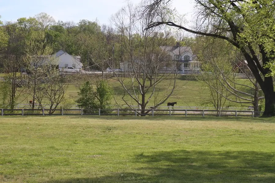 7991 Old Springfield Pike, Goodlettsville, TN 37072 - #2