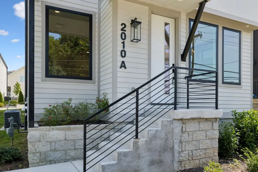 2010A 9th Ave N, Nashville, TN 37208 - #2