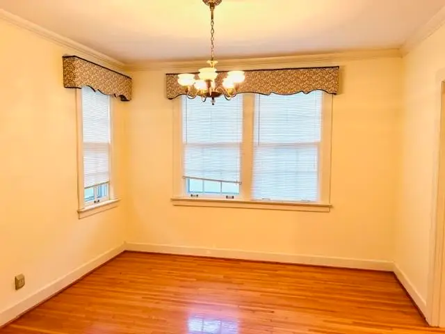 129 N Forrest Ave, Camden, TN 38320 - #3