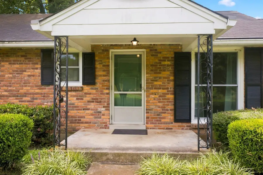 5005 Whispering Hills Ct, Nashville, TN 37211 - #2